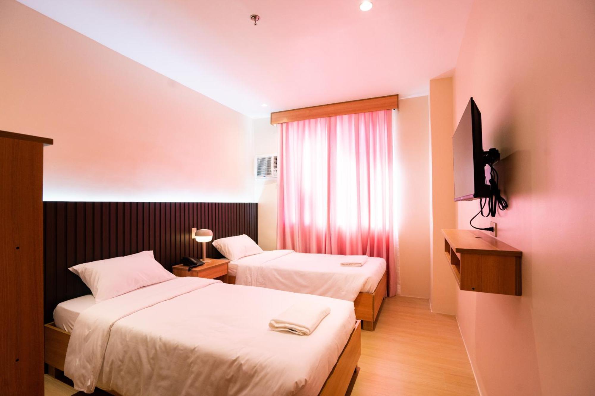 Jvj Hotel Batangas City Kültér fotó